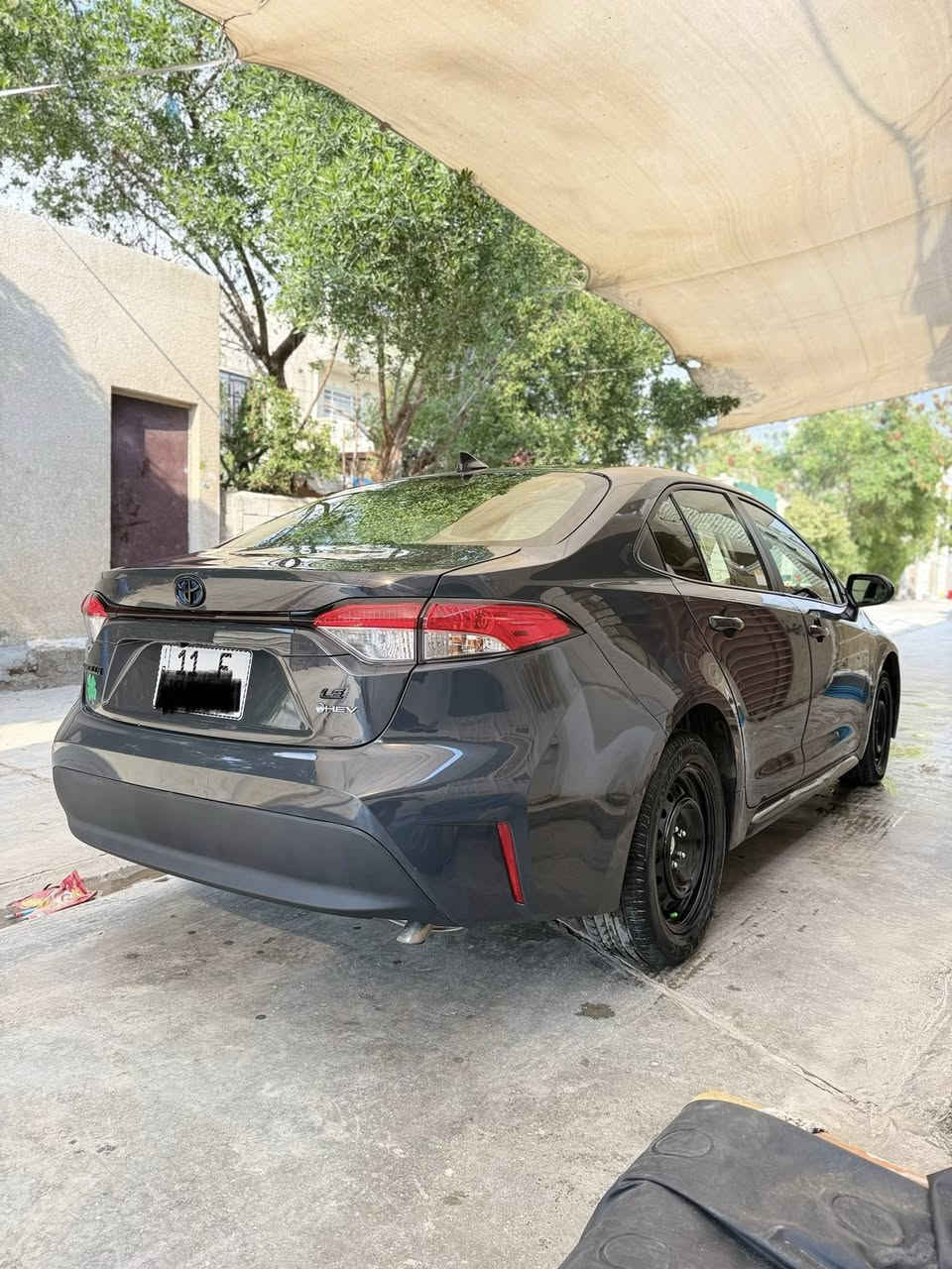 سلام عليكم 
كورلا هايبرد وارد امريكي 2025 HEV
محرك 1800 رقم بغداد بأسمي
حادثها بارد بنيد
موصفات LE معروفه 
ماشيه 8ml
السعر 165 وبيها مجال
العنوان شهداء السيديه
الرقم ***********
