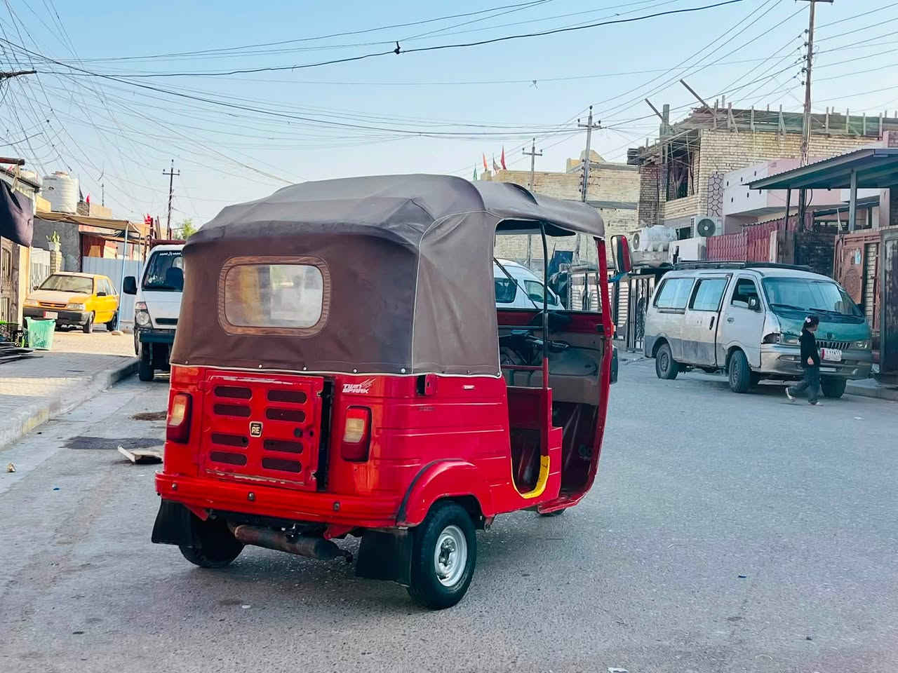 تكتك مديل 17 رقم وسنويه بأسمي 
مكان بغداد جسر ديالئ الزعفرانيه 
السعر 4600

+964 776 706 7317

