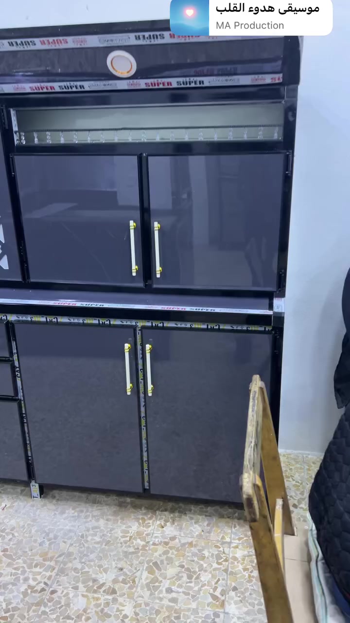 معمل ومعرض الاكابر للكونترات الحديثه جمله ومفرد العنوان موصل حي الكرامه للتواصل على الارقام التاليه ***********/***********السعر بلصوره
