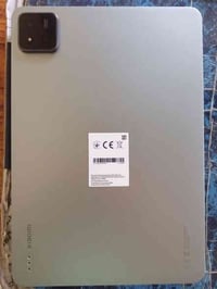 شباب وصني هذا الايباد جديد اني طكيته من الكارتونه صار يومين وريد ابيعه...