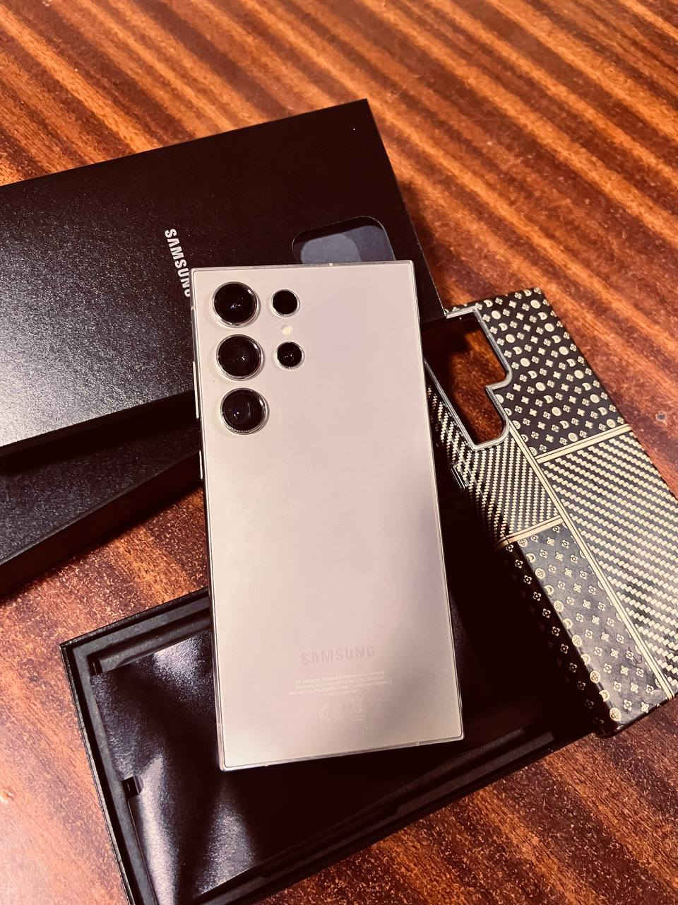 ا
السلام عليكم عندي جهاز التراs24 للبيع ذاكره 256 من شركه جبال زون مع ضمان سنه كامله تبديل و تصليح جهاز نضيف كلش لونه تيتانيوم مميز ماصارلي شهر من اشتريته مع وصل الشراء مع كامل ملحقاته واضافتآ كفر اصلي  كاربون فايبر واضافتآ شاحنه من شركة سامسونك اصليه شحن جدآ سريع مجانآ

العنوان: بغداد الكماليه

الرقم:***********

السعر خاص
