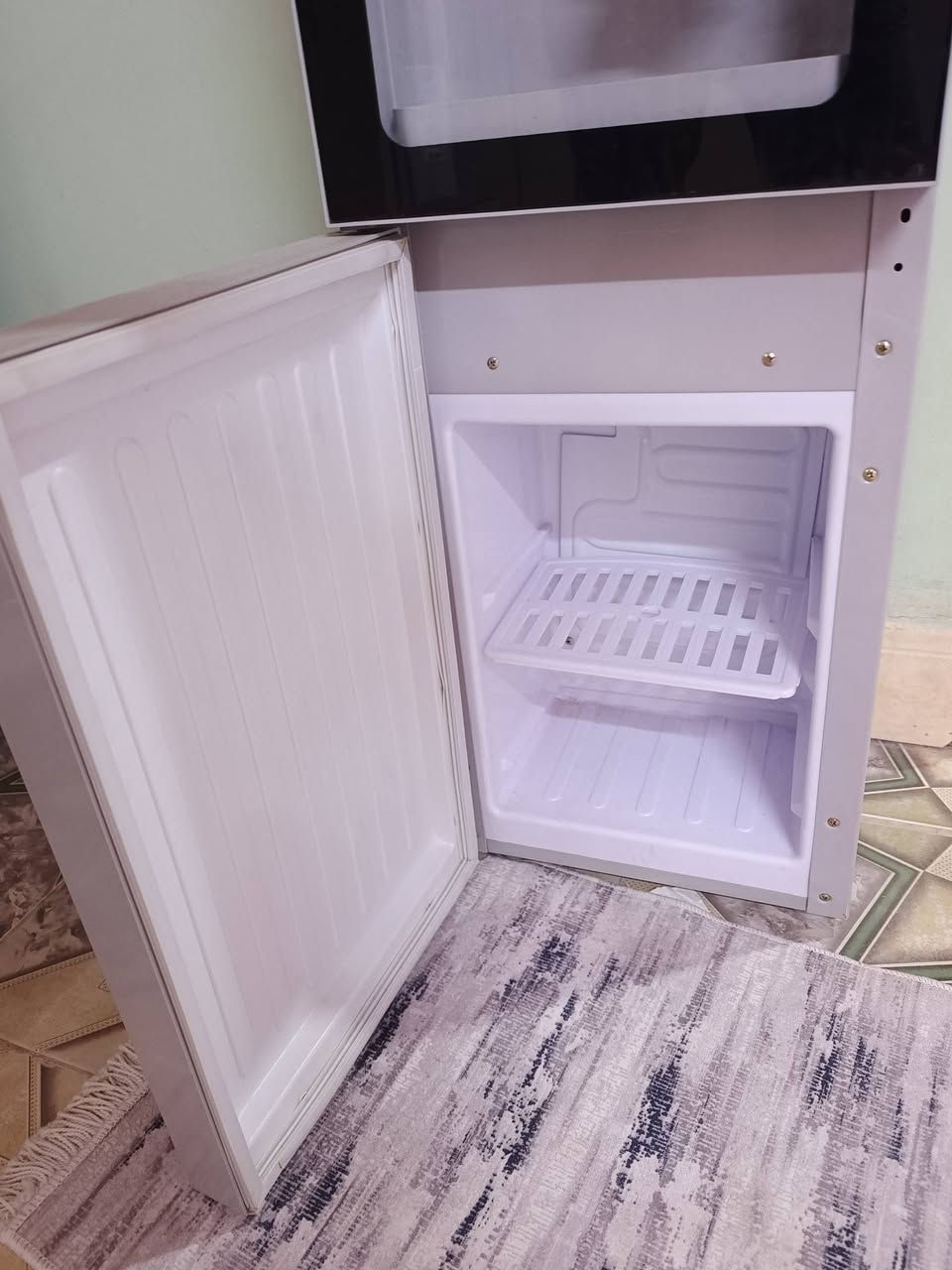 براد ماي ( بارد + حار )
استخدام قليل جدا
السعر 50 الف قفل 
للاستفسار مراسلتي خاص او على رقمي :
***********
السماوه - حي الصدر
