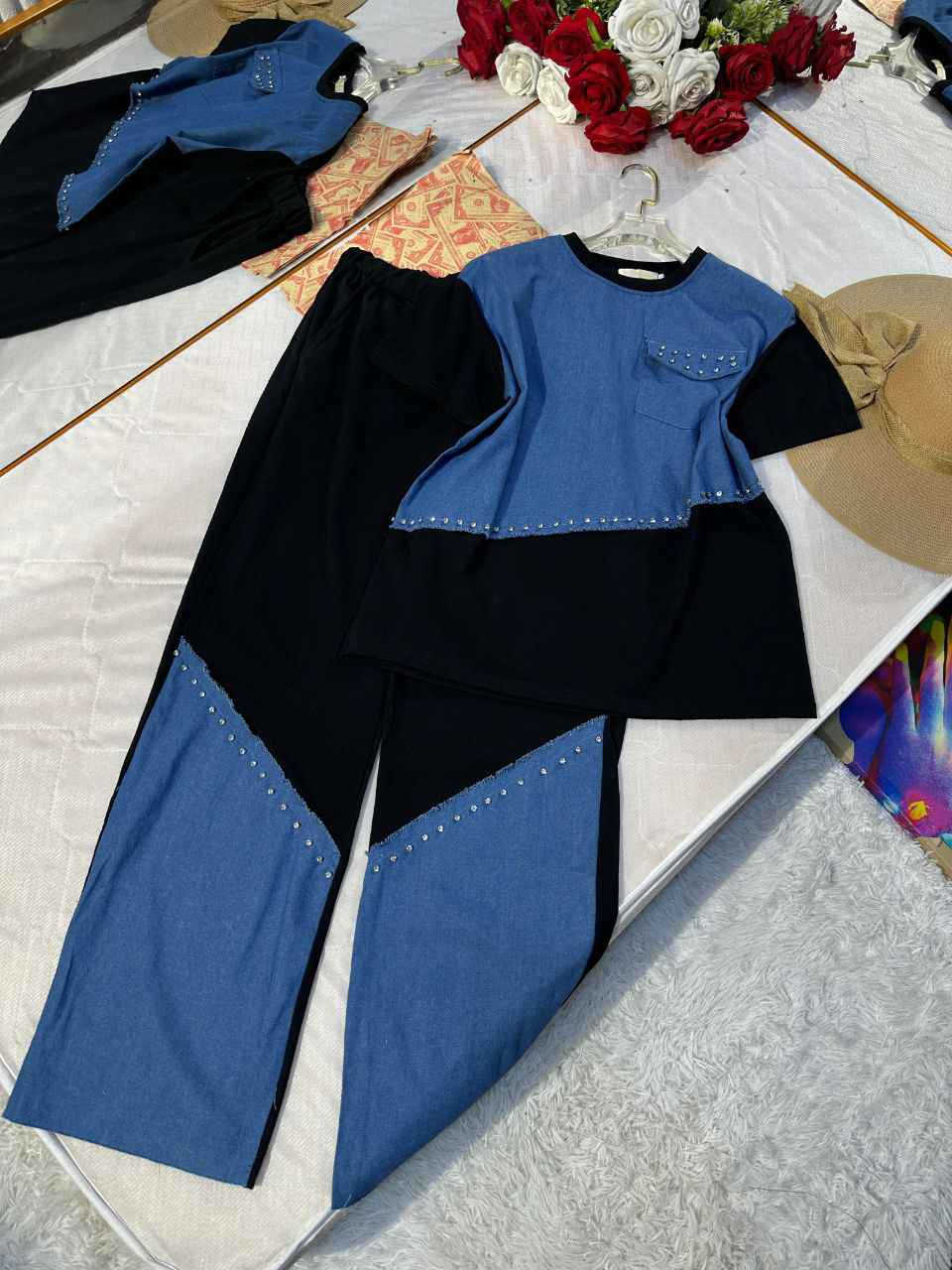 سوت قطعتين

الخامه حجري مطعم بجنز

القياسات M L XL XXL

#سعــــــــــــره.٢٠ كركوك, العراق


**إذا كنت صاحب هذا الإعلان وتريد حذفه لأي سبب، رجاءا أرسل رسالة إلى الدعم الفني**