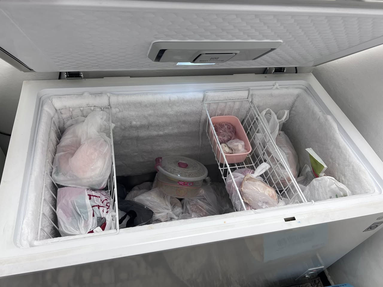 ثلاجه HITACHIh جديده كسر جديد بعدها بل ضمان وكلشي ممبدل بيها جديده نسبه النضافه ١٠٠٠بل ١٠٠ +
   مجمده LG جديده كلش ونضيفه وثنيناتهن مداخللات بل تصليح جديدات اله مرحله للاستفسار ***********
