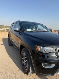 جراند شيروكي لمتد • ٢٠١٨ • حادث امامي