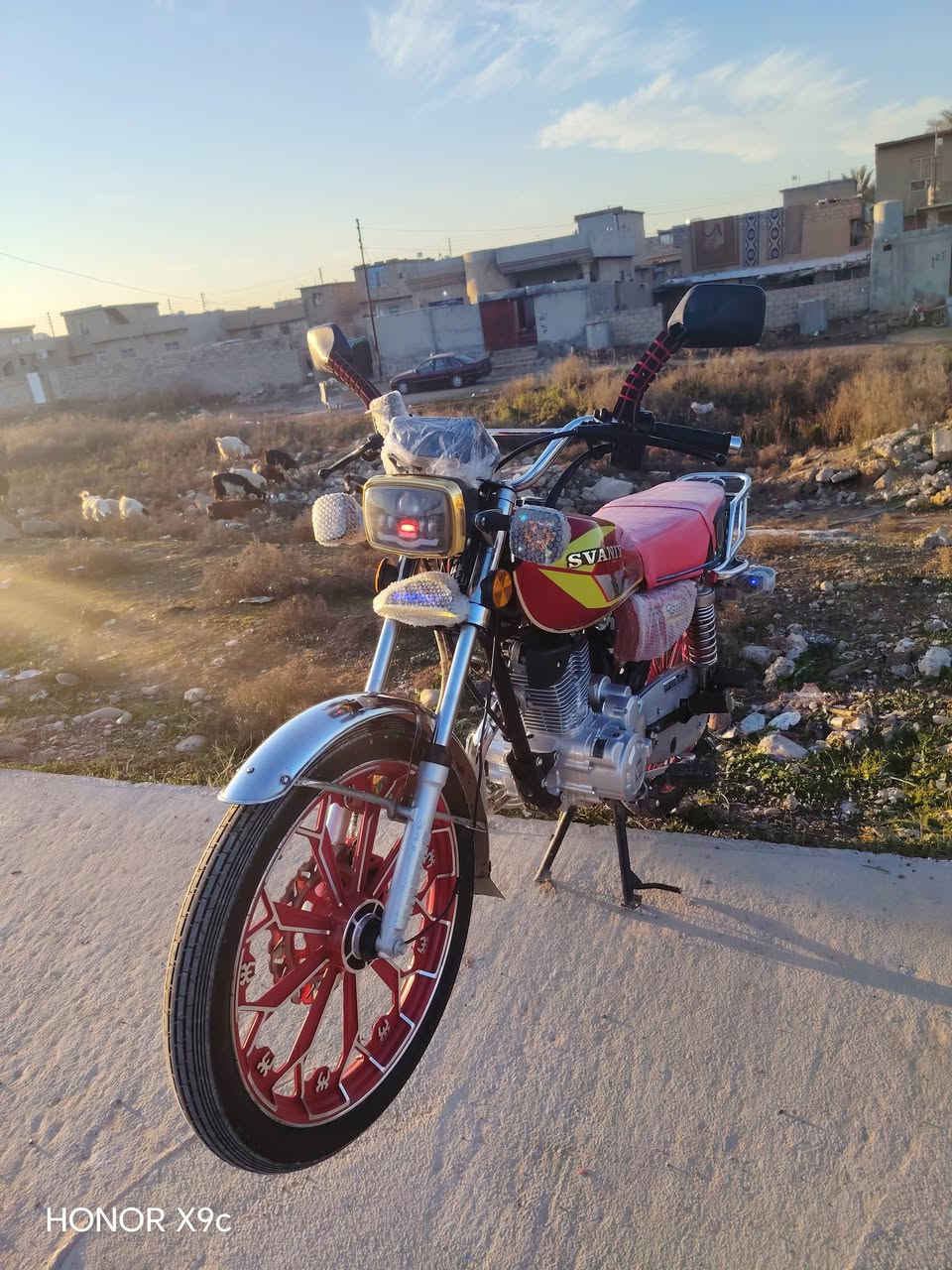 السلام عليكم مطورالبيع سيفان وزن ثقيل موديل 2025 محرك 150 خمسه كير منفيس موجود دبل سويج ودبل بصمه كيجات كله شغاله اخو الزيروالشراي يتصل ***********
