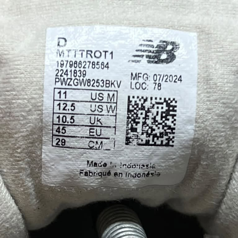القيــــاس 45 طول القدم 29cm السعــــر 35 التوصيل مجاناً للحجز 📲 ***********
