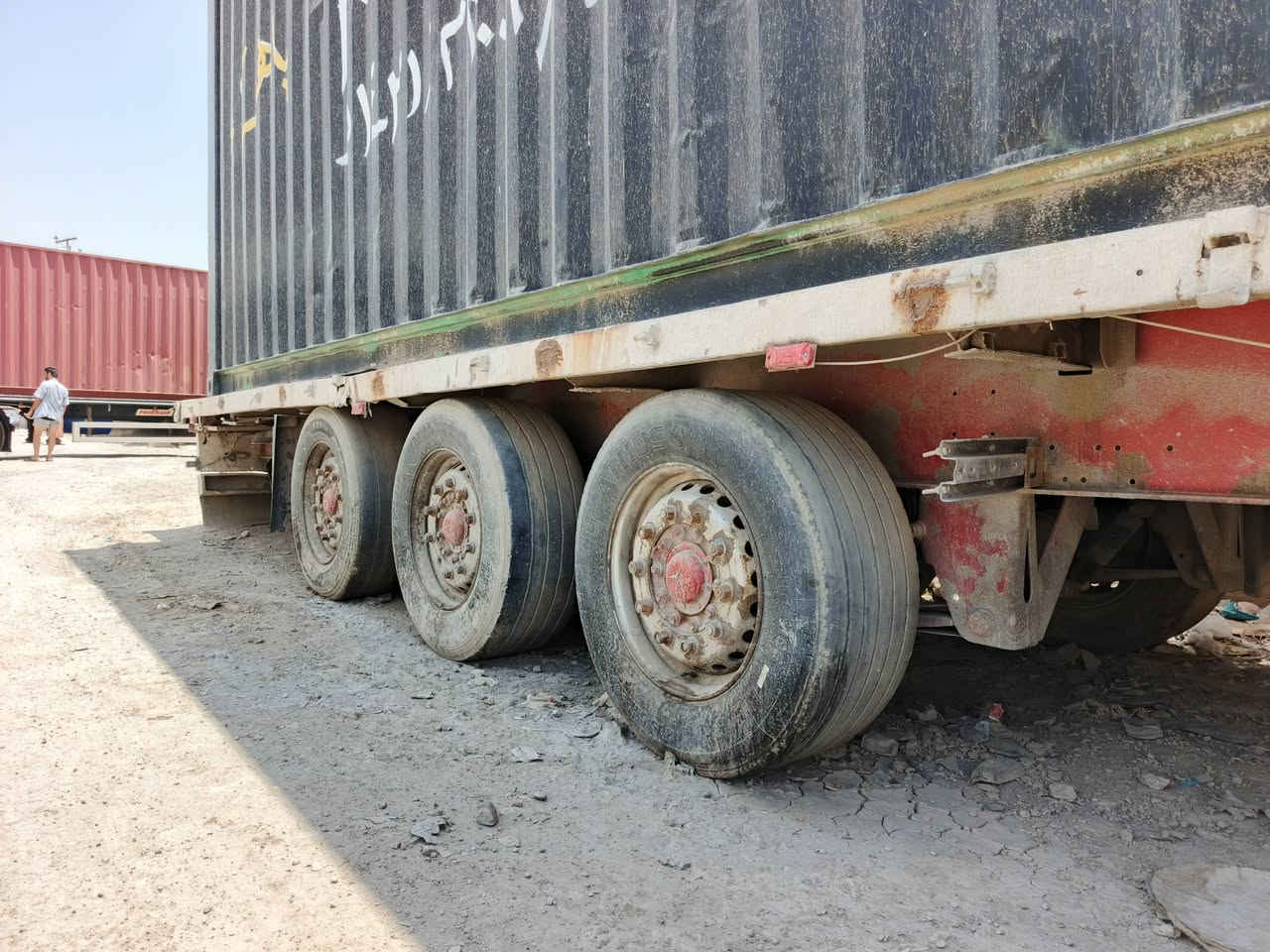 السلام عليكم عربانة اوربية البيع  دنكير مارسيدس طول ١٣/٦٠ الرقم السعر ٣٥ ***********/‏//‪***********‬‏
