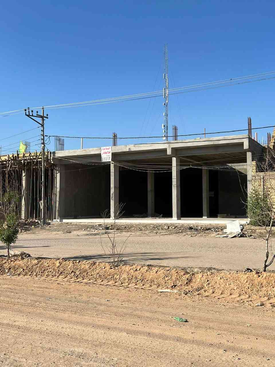قاعة مساحة 380 م للإيجار
📍القاسم ، حي الجمعية الشارع السايدين قرب بيتزا هاوس مجاور كراج البلديه 
 تصلح مجمع طبي وعيادات التقطيع حسب الطلب  اذا اجرت مجمع طبي 

***********

***********
