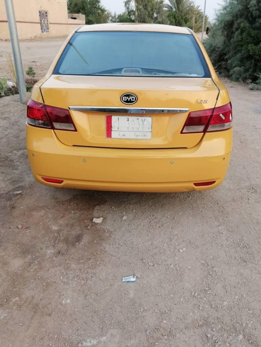 سلام عليكم مكلف بالنشر سياره للبيع نوع بيوايدي 2013كير عادي مكانه ديوانيه الحمزه شرقي الرقم*********** والسعر 43
