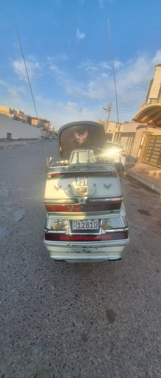 من رخصت لادمن دراجه كولدن 1500للبيع
موديل 2000
بك جك شغاله 
رقم ديالى 
تحويل ثاني يوم 
مكان صلاح الدين قضاء بلد السيد محمد 
***********
السعر 35 ورقة
