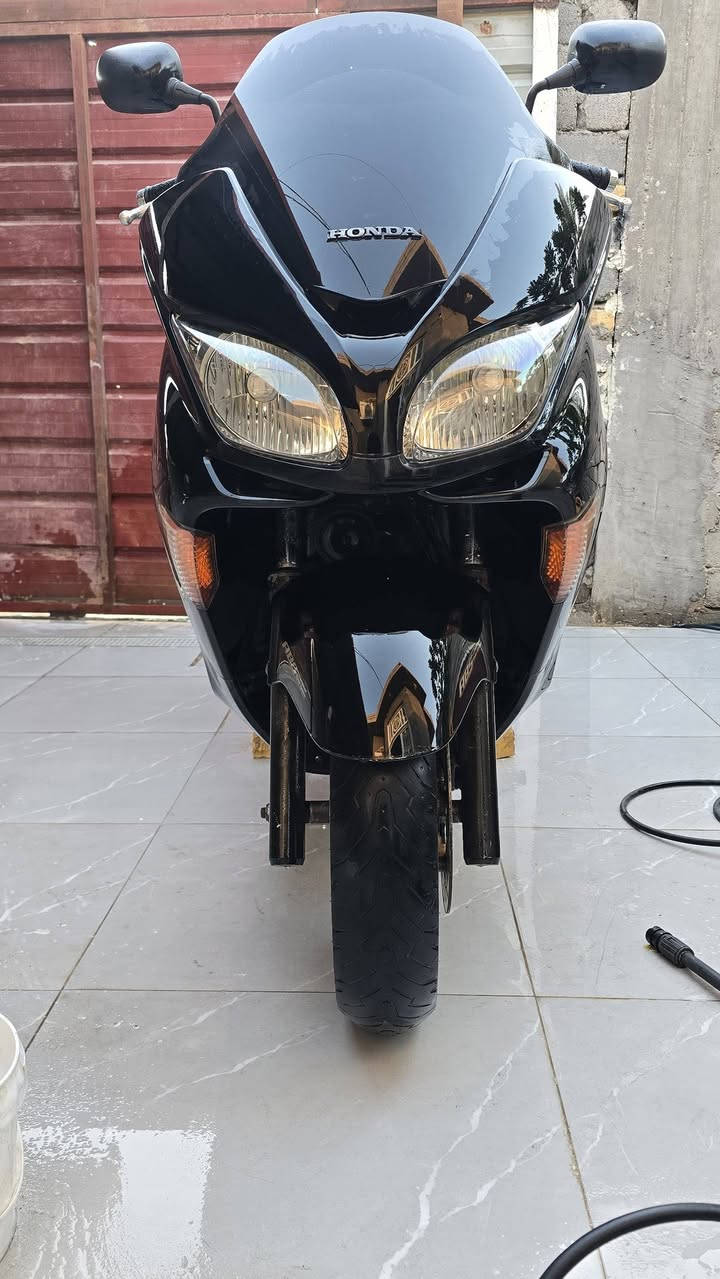 السلام عليكم فورزه 09 دراجه مكفوله كفاله عامه دراجه كير كهرباء 7 نمرا العنوان البصره قضاء المدينه  السعر 13 ورقه الرقم  ***********
