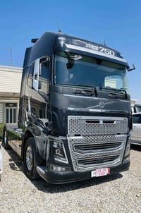 فولفو • ٢٠١٦ • ٩٥٠٠٠٠كم