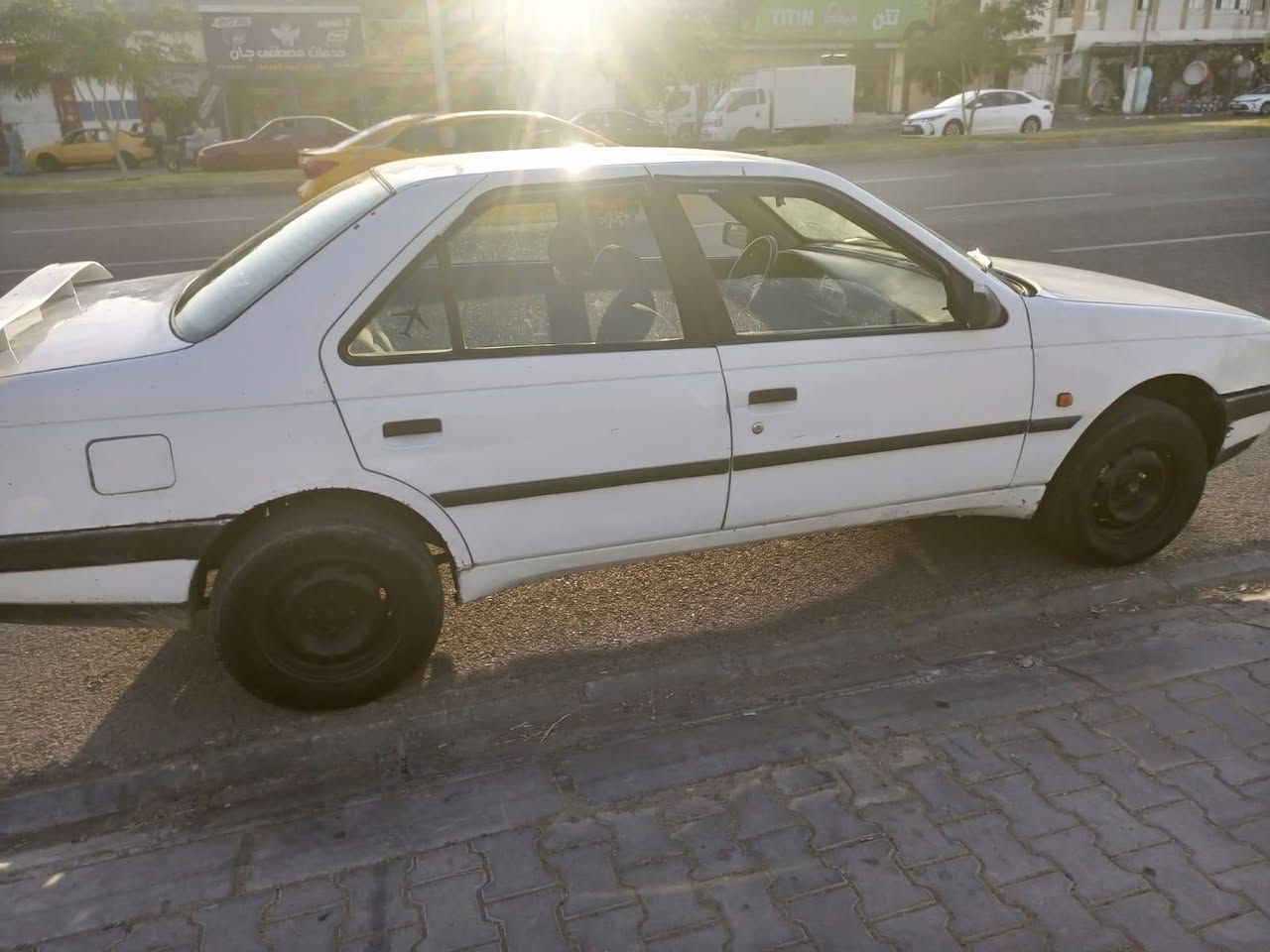 مكلف بل نشر؟ بيجو موديل 2006دفتر بانزبن مشروع وطني ***********
