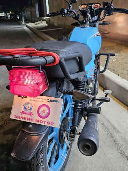 السلام عليكم دراجة شاينك 2024 نظافة مثل مشوف بعينك برغي ممفتوح بيها كهربائيات شركة محرك شركة كفالة عامه
متواجد فيس او على الرقم 
***********
