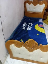 نجف • سرير • بيها مجال