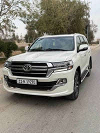 اخوان شكرا المتابعينه الكرام. كل ألحب ولاحترام للجميع  للبيع. لاندكروز...