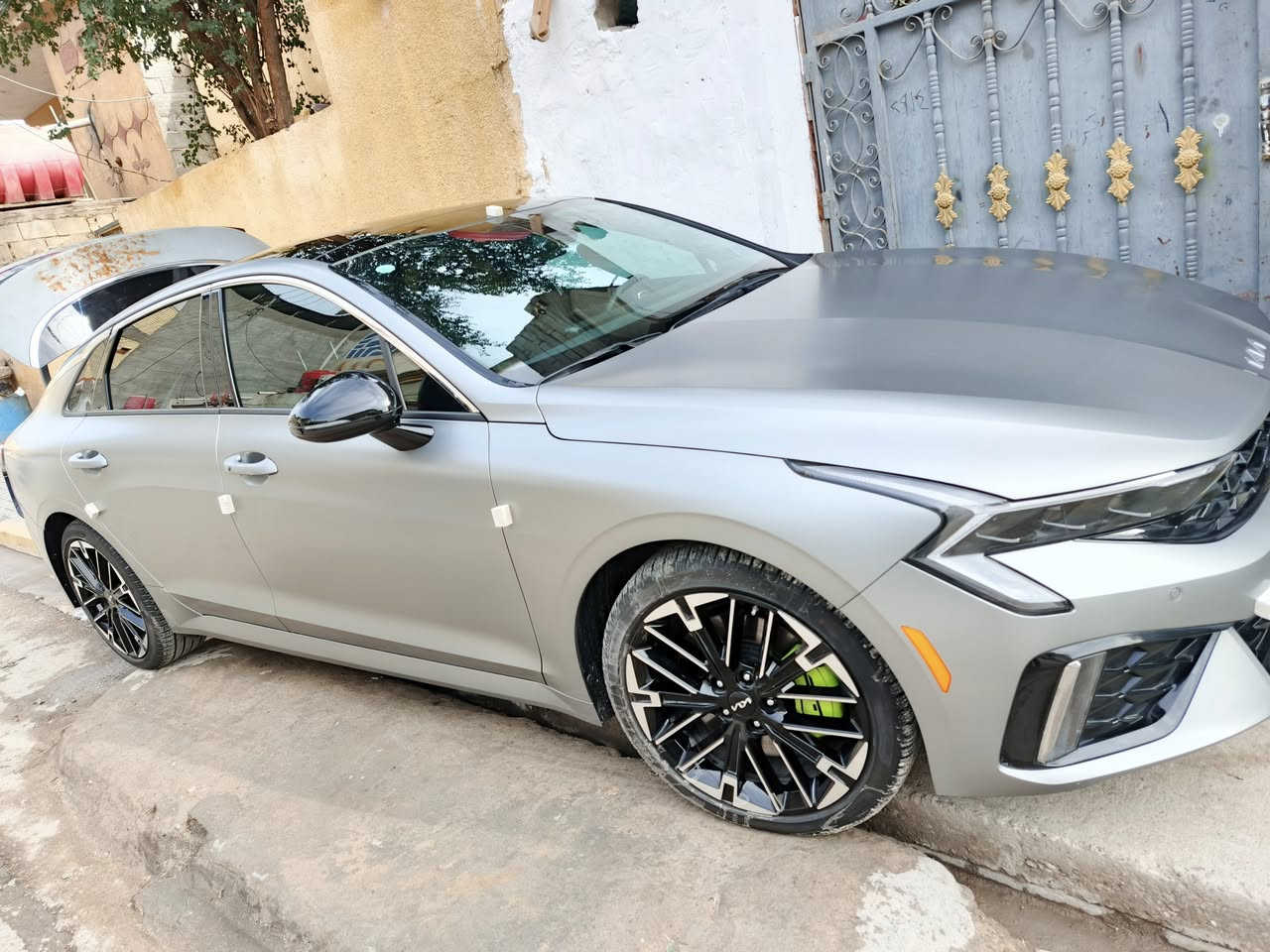 سلام عليكم كي فايف موديل 2025 كتاب شهداء
سياره بسمنه فول كلش بني رامه مكينه 2500 بيهه هواي موصفات سياره حادث موجود بل منشور 👇 المكان البصره الحيانيه انتصل وبل خدمة ***********
