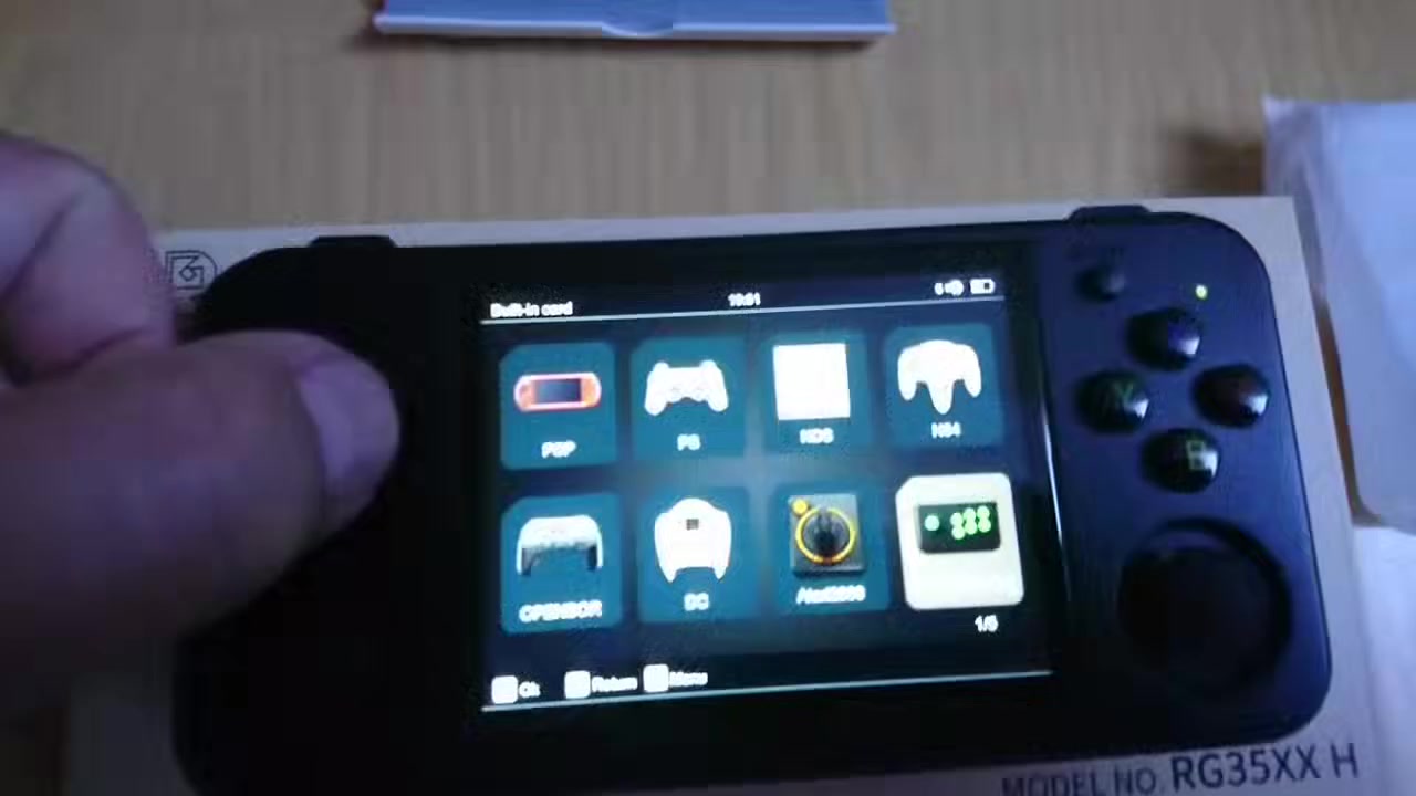 السلام عليكم جهاز العاب محاكيات جديد لوك رام 128 ورام 64 السعر 60 الف رقم الموبايل ***********
