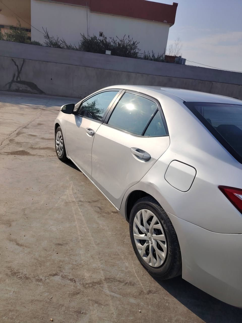 اسلام عليكم كولا البيع موديل 18 ايل اي 3 قطع صبق ضرار خلفي بجم كبس ماشيه 49 ردار حجر شركة سنويه جديده السعر 135 مكان كركوك حويجه رقم الهاتف ***********
