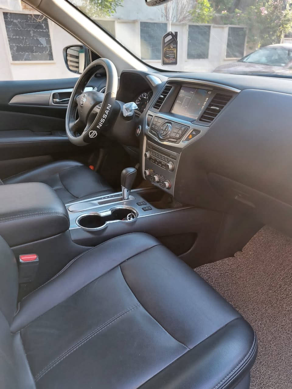 السلام عليكم. نيسان باڤندر 2020

نيسان فول مواصفات بدون فتح حادثه بنيد وجاملغ 

بيه محرك كايم وابيعلك كوم حديد وماشيه ٨٤ الف

السعر ١٢٥ وبيه مجال

***********
