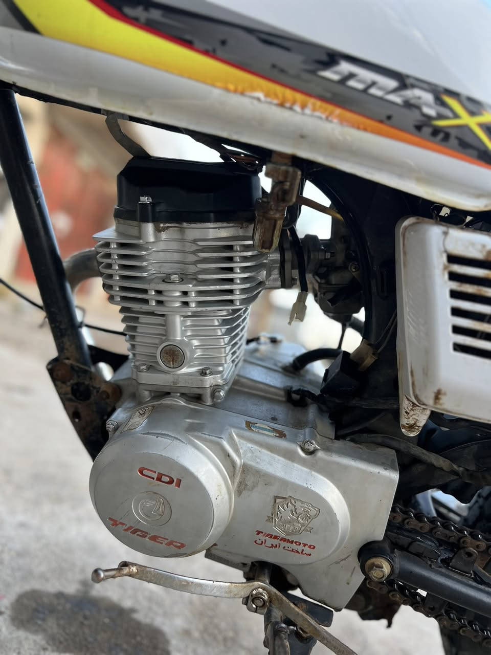 تايكر للبيع نظيف كلشي مايعوزو سعر 350 وبي مجال ***********
