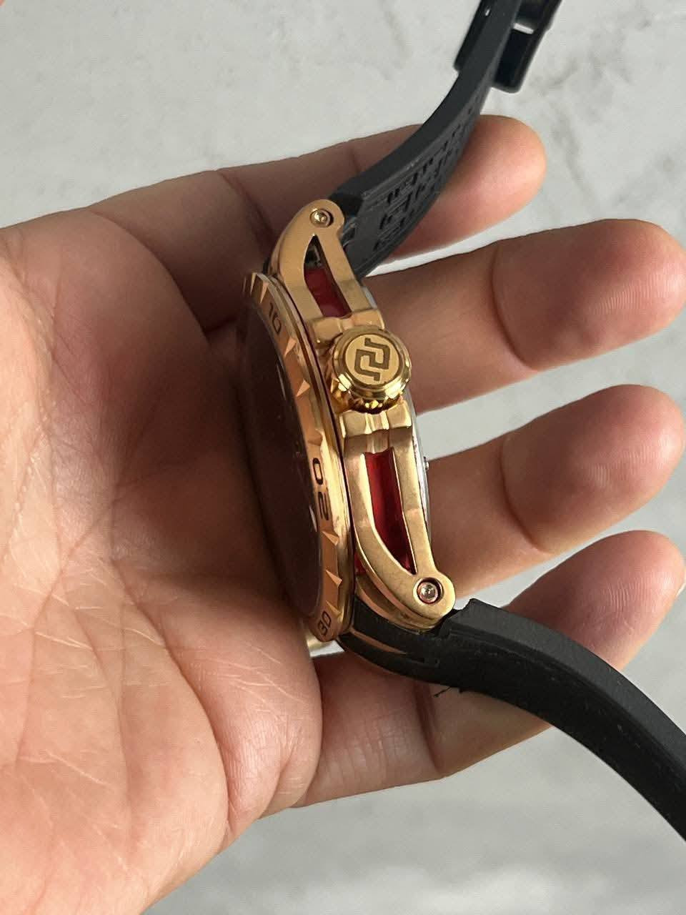 السلام عليكم
ساعه بهل شكل اوتماتيك كلها شغاله اعلى سعر 
اليكتب 50تم اركعها براسه 🤣🫠


**إذا كنت صاحب هذا الإعلان وتريد حذفه لأي سبب، رجاءا أرسل رسالة إلى الدعم الفني**