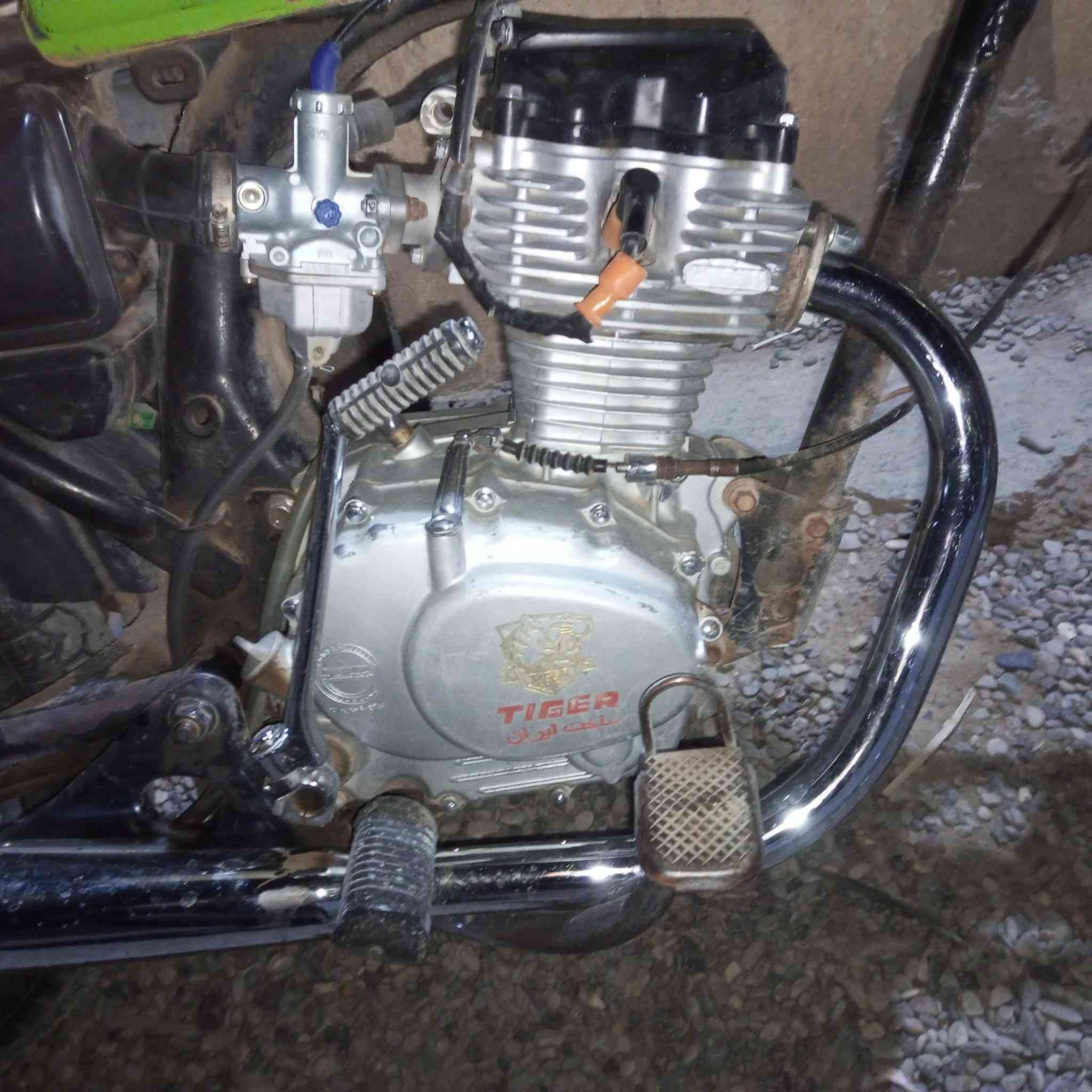 سلام عليكم دراجه تايكر  للبيع سعر 300 بيها مجال مديل 20 مكينه بستم ناصي مكفوله وناعمه كلش ما بيها صوت  دراجه شلعه  ومعدل وفصله // إدراجه تريدها رياضي أو كامله يعني غراضها دشبول وكهربايات جاملغات سيباسه تانكي كله كامل وجديد بس تشد اني فليتهم لان اريد أسويها حربي // مكاني ديالى بعقوبة


**إذا كنت صاحب هذا الإعلان وتريد حذفه لأي سبب، رجاءا أرسل رسالة إلى الدعم الفني**