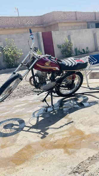 السلام عليكم موطور للبيع نشاط فول شلعه معدل فول ما تصرف علي ربع ب 275و بي مجال  الرقم 0776 955 1256
