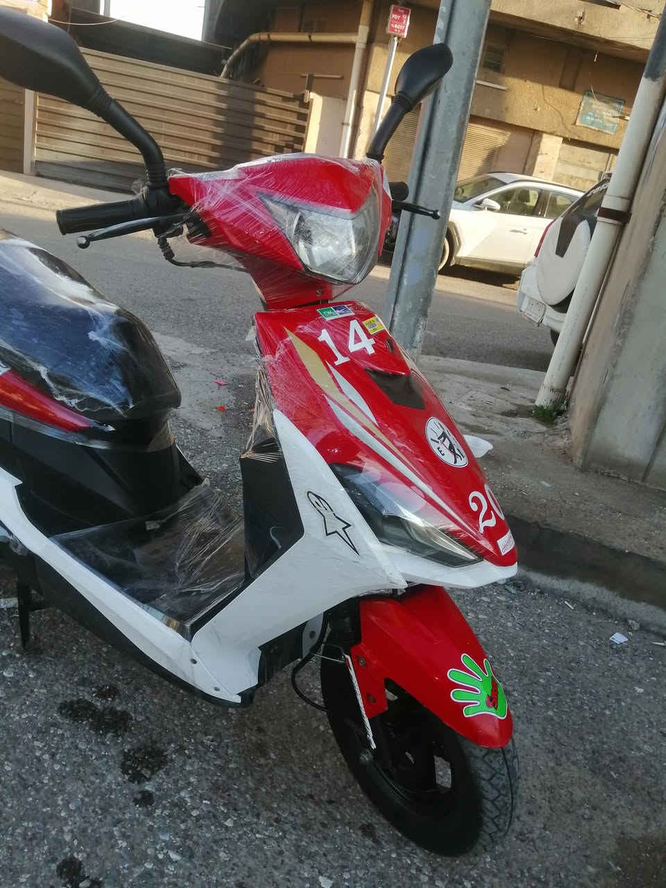 دراجه ماكس ايف آيس يا باني محرك شرط اي عيب مابي سعر ٥٥٠ بي مجال الشراري ***********
