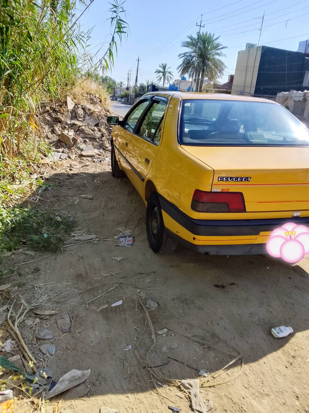 سياره بيجو 405GLXموديل 2009 ماشيه 200الف كلشي شغال بيها رايدها ب 47ورقه الرقم ***********