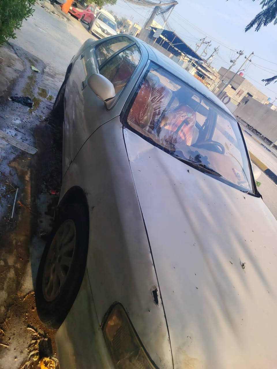 السلام عليكم للبيع سياره كرسته موديل 94 رقم كربلاء مكفوله من الكصه والنقل جثه  والصوليات والمداور شرط مكينه كير خير من الله السياره نضيفه بس رادله ترتيب لأن بيه خياسات يعني رادله صبغ  كهربايات كله شغاله  الشراي ‏‪ينتصل اكون ممنون منكم لأن مارد خاص رقم الهاتف 
‏‪***********‬‏
السعر 45وبي مجال
