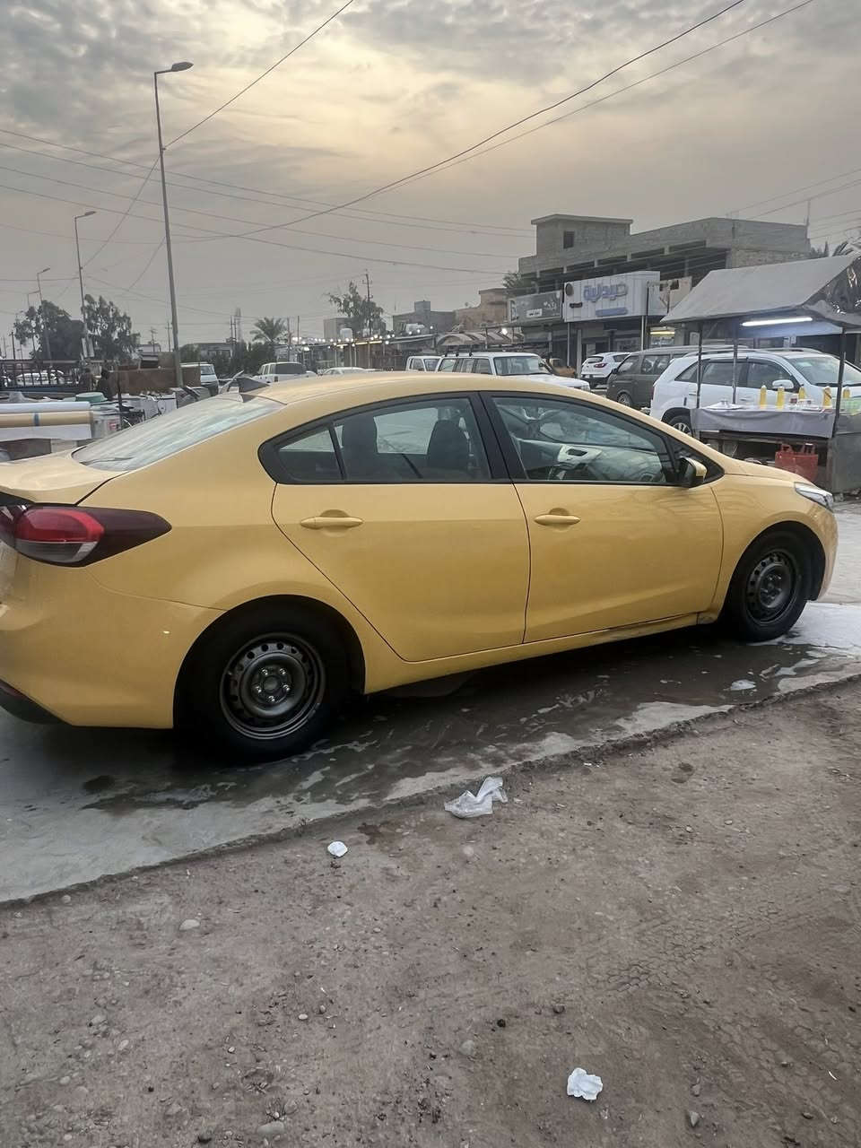 سلام عليكم كيا فورتي موديل 2017 /مكينة خير من اللة لا تنقيص ولاتبخير 2000دوش دوشمة جديدة صدر حدادية جديدة بيهة حادثهة جاملق و بنيد مرجع نفسة السعر 125وبيهة مجال ***********سنوية ل 2026
