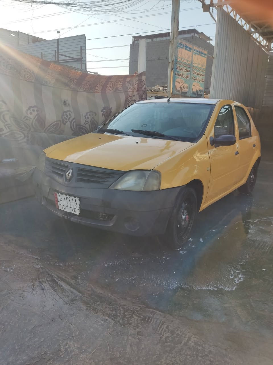 سياره جديده حداديه جديده تخم تاير جديد سياره بيه باب سايق بارد جوه المرايه مكينه وكير كفاله تراي وين مايعجبك/***********/بغداد مدينه الصدر السعر 35
