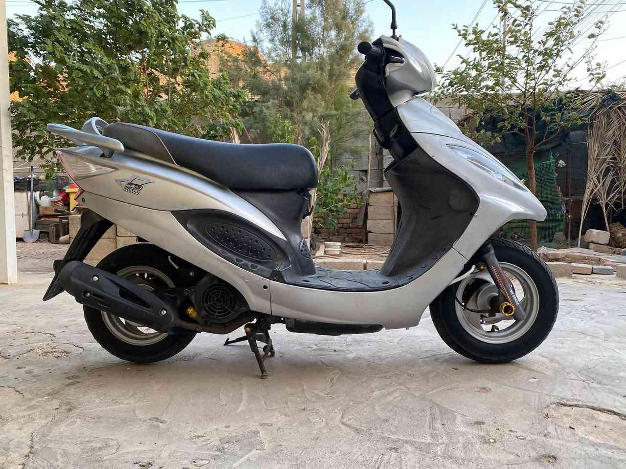 السلام عليكم
دراجه كامكو V2 للبيع بوليسي مكينه 150cc موديل 2014 مكاني المجر الكبير  سعر 725 فقط الشراي يتواصل وياي خاص


**إذا كنت صاحب هذا الإعلان وتريد حذفه لأي سبب، رجاءا أرسل رسالة إلى الدعم الفني**