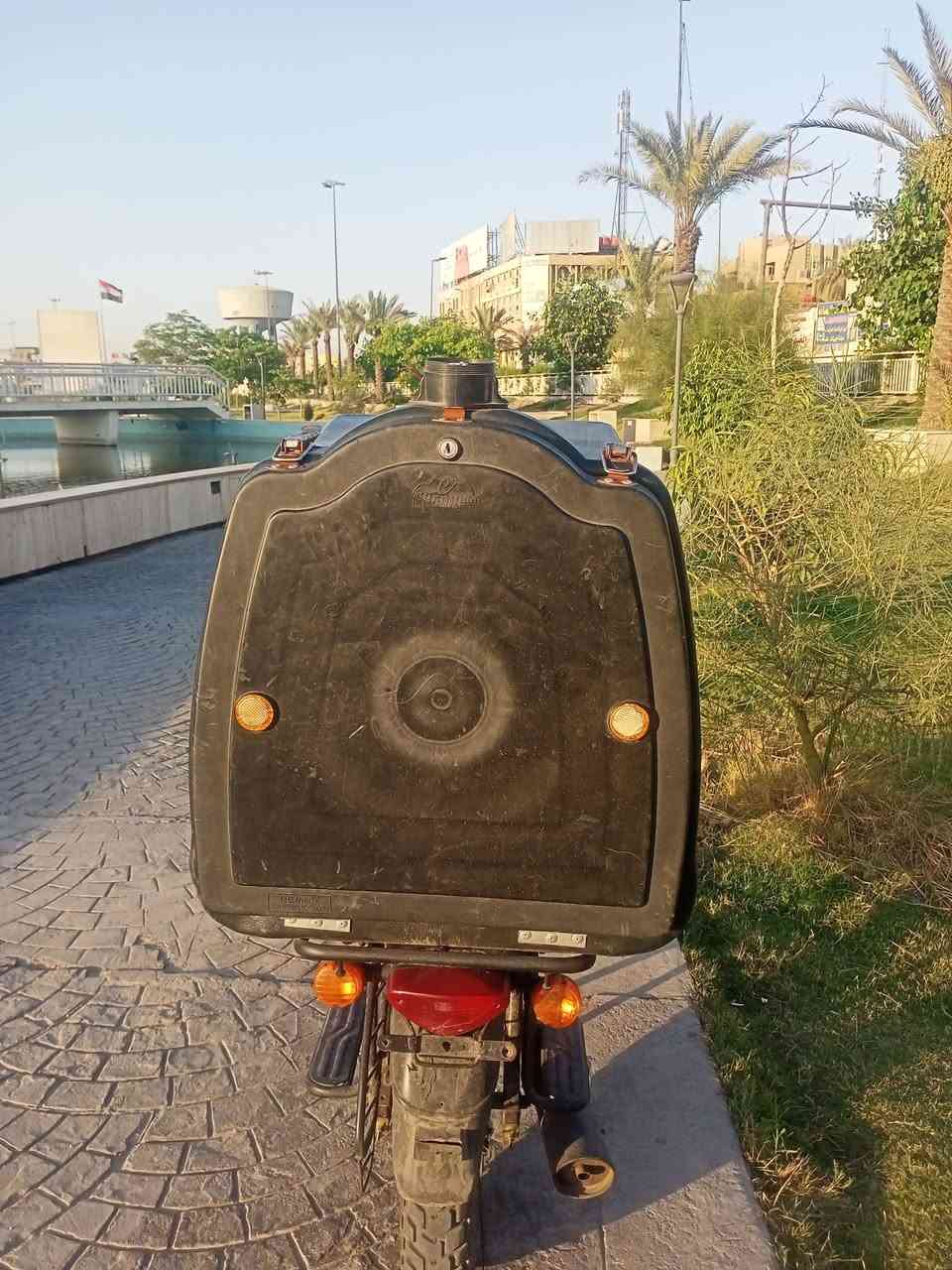 السلام عليكم صندوك دلفري مع سيبايه ثابته للبيع السعر 40 وبيه مجال للشراي *********** واتس اب فقط
