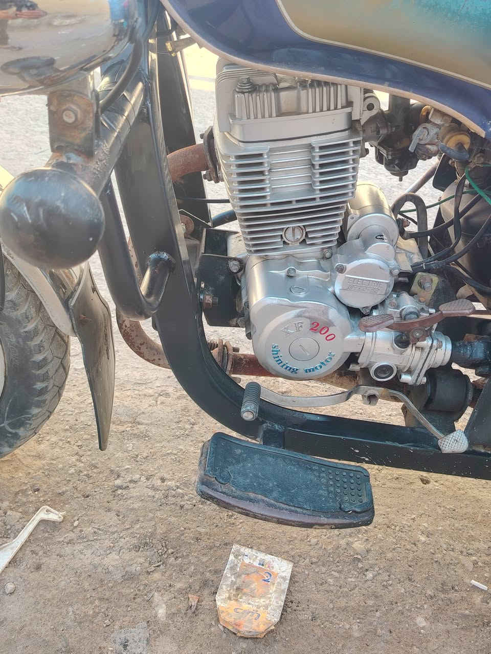 السلام عليكم موديل 23 اوراق اصولي شاصي مكفول كفاله عامه محرك ميتين
***********
