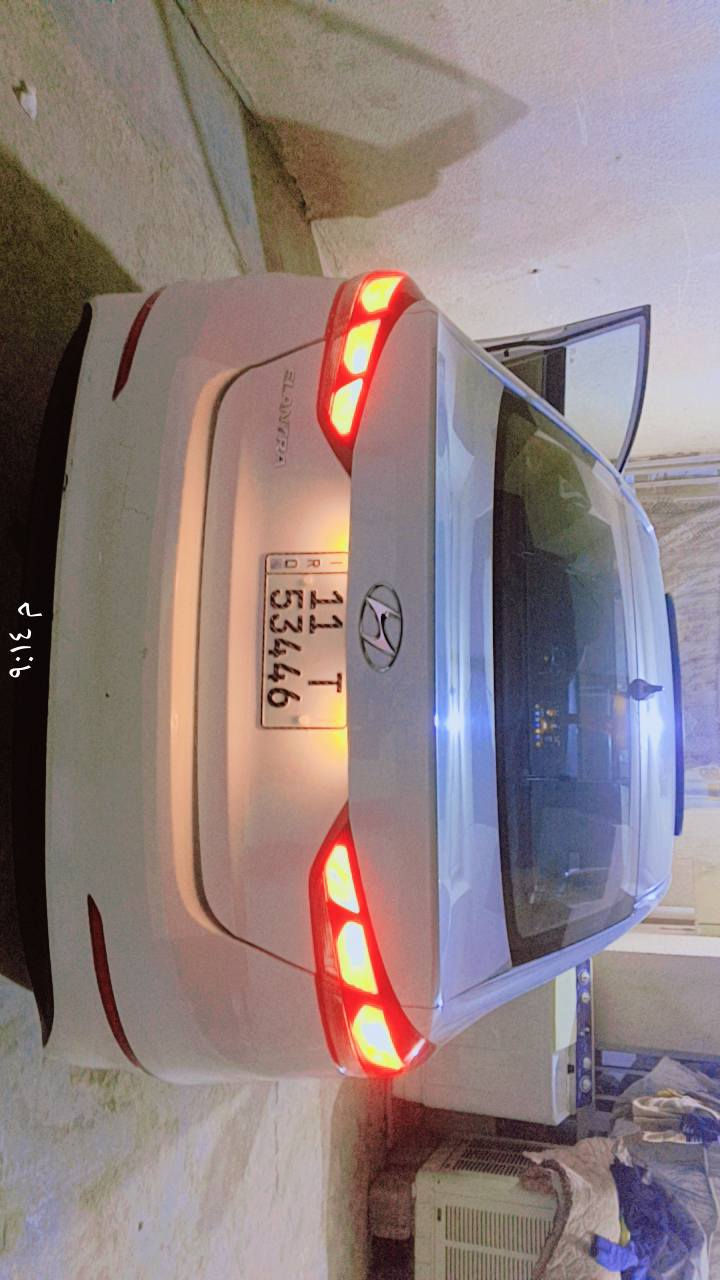 هونداي النترة موديل 2018 (خليجي) فول مواصفات 
عدا البصمة مكفولة كفالة عامة من الحادث والتبدبل بية سونار 
كير مكينه 2000 دوش كفاله 
 فتحه 
جلد اشاير مري
مري شفط
3 مود قيادة +اسبورت
شاشه كامره
شاشة اعطال
يدات نيكل
شباك نيكل
سياره جديده نظيفه جدا

الــســعــر ✅ ::152وبية مجال قليل 💎

اتصال ع الرقم: ***********
