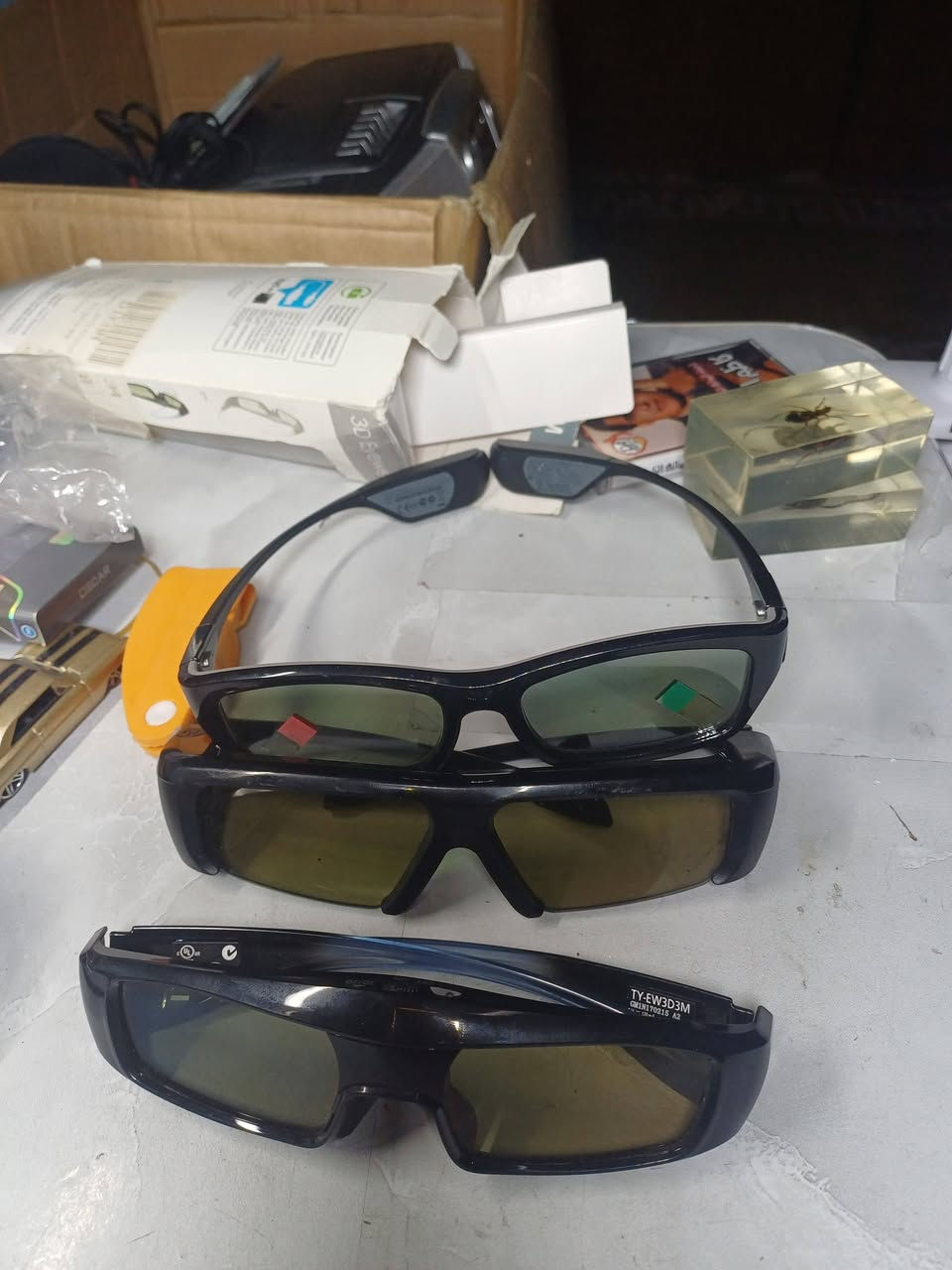 نظارات 3 قطع طلعن بدون ملحقات شنو منو ماعرف مال شنو ماعرف شلون اشغلهن ماعرف ابيع على وضعهم فحم اليفيدنة يكتب سعر 
اكو توصيل بغداد 5 
محفظات 6


**إذا كنت صاحب هذا الإعلان وتريد حذفه لأي سبب، رجاءا أرسل رسالة إلى الدعم الفني**