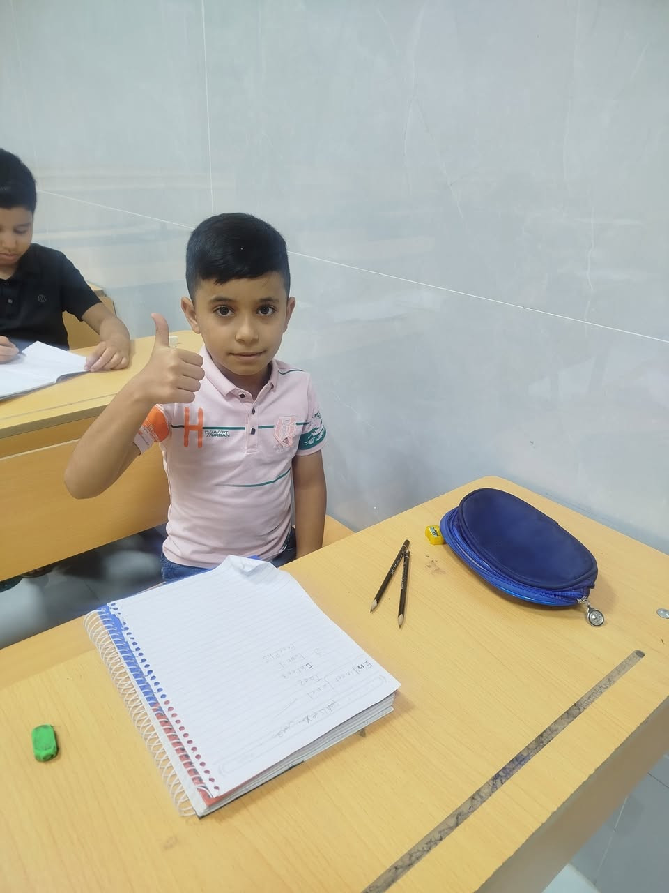 ⁨ 📚 مع اقتراب انتهاء العطلة الصيفية واستعداداً للعام الدراسي الجديد...
🎉 كامبرج البريطاني يقدم لكم عرضاً استثنائياً للأطفال بخصم 50% لفترة محدودة!
⚡ #حدد_مستقبلك ⚡ #حقق_ما_تتمناه

🌍 امنح طفلك فرصة لتعلم اللغة الإنجليزية بطريقة عملية وتفاعلية، بإشراف مدربين متخصصين، وفق أحدث المناهج العالمية.
🎓 البرنامج يؤهل الأطفال للالتحاق بالمدارس الدولية ومدارس المتميزين بثقة وكفاءة.
🇬🇧 نادي كامبرج الإنجليزي للأطفال
يشمل البرنامج:
 🔴 كورس متكامل في اللغة الإنجليزية. 
🟣 تنمية المهارات الشخصية والثقة بالنفس.
 🟢 فن الرسم والإبداع.
 🟡 التمثيل والمسرح.
 🔵 الموسيقى والأنشطة الترفيهية. 
📚 كتب وكراسات دراسية مجاناً لكل طفل.
✨ برنامج متكامل يحقق نسبة استفادة عالية، ويساعد الأطفال على تطوير مستواهم اللغوي والأكاديمي.

📅 مدة الكورس: شهر واحد. 🗓️ 3أيام أسبوعياً. ⏰ 2 ساعات يومياً.

🕘 مواعيد الدوام: 
🌞 صباحي: من 8:30 إلى 11:30. 
🌙 مسائي: من 4:00 إلى 7:00.

🌟 استعد للتميز... وامنح طفلك بداية قوية قبل انطلاق العام الدراسي الجديد.

📲 للحجز والاستفسار عبر الواتساب: ***********

#fyp #followforfollowback #instagram⁩
