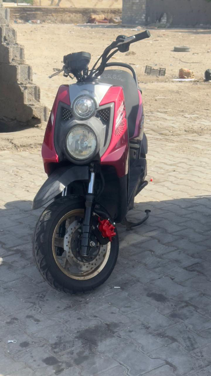 سلام عليكم 
سكنز جبلي للبيع 
دراجه خير من الله صارلها شهرين من نازله من 
نفس الصور مابيها أي نقص 
لسعر 1.450 بيها مجال بسيط 
اي ستفسار 
*********** 
موجود واتساب
