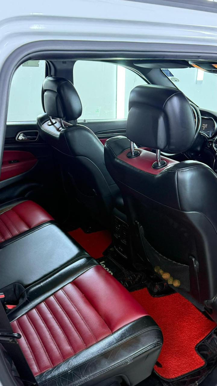 سلام عليكم 

للبيع جيب  خليجي🚘   S  2019 

فوووول 1/1 كفاله من كلشي 

المحرك : V6.  3.6L ‎  

رقم اربيل  الجديد تحويل مباشر

سياره مكفوله من الصبغ و التبديل 

سياره جديده استخدام شخصي
‏‎* المواصفات :

‏‎*رادار امامي وجانبي 

‏‎* نقطة عمياء 
‏‎* فرش المقاعد من الجلد
‏‎* ذاكرة لحفظ وضعيات الجلوس 
‏‎* ويل قياس 20 .

‏‎* مقود السائق كهربائي . 

‏‎* تدفئة ستيرن . 

‏‎* شاشه كبيرة 8.4 انج .

‏‎* نظام الملاحة (GPS) . 

‏‎* نظام خاص للطرق الوعرة . 

‏‎* مصابيح امامية زنون . 

‏‎* المصابيح الأمامية مع LED لايت . 

‏‎* كشافات ضباب بروجكتر زنون . 

‏‎* تشغيل عن بعد .

‏‎* صندوق كهربائي .

‏‎*  حساسات أمامية . 

‏‎*  حساسات خلفية .

‏‎* كاميرا خلفية .

‏‎* بخاخ ماء لتنظيف المصابيح الامامية .

‏‎* مرايا بخاصية التعتيم الذاتي . 

‏‎* مرايا جانبية قابلة للطي . 

‏‎* بلوتوث تلفون . 

‏‎* محدد سرعة . 

‏‎* نظام تشغيل واطفاء اوتماتيكي للمحرك للتوفير من صرف الوقود . ( Auto Start System ) .

‏‎* نظام بريك اوتماتيكي ( Auto Break System ) .

مكان سيارة ناصرية 

السعر 310 وبيها مجال 

سونار وكل تفاصيل بالمنشور 👇🏼

‭٠٧٨٣ ٠٥٧ ٠٣٩٢‬ للتواصل
