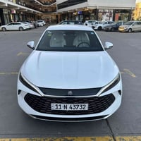BYD QIN L (وارد صيني) سنة الصنع :-2024 عداد المسافة الكلي :-17000 كم م...