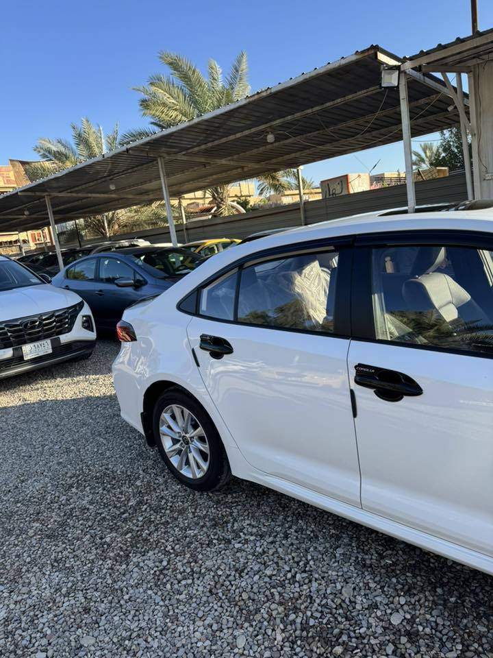 كورلا هايبرد 
الشكل الخليجي 
الموديل 2025
كفاله عامه
ماشيه 20الف 
الداخل اسود 
كشنات جلد 
موصفات معروفة 
***********
