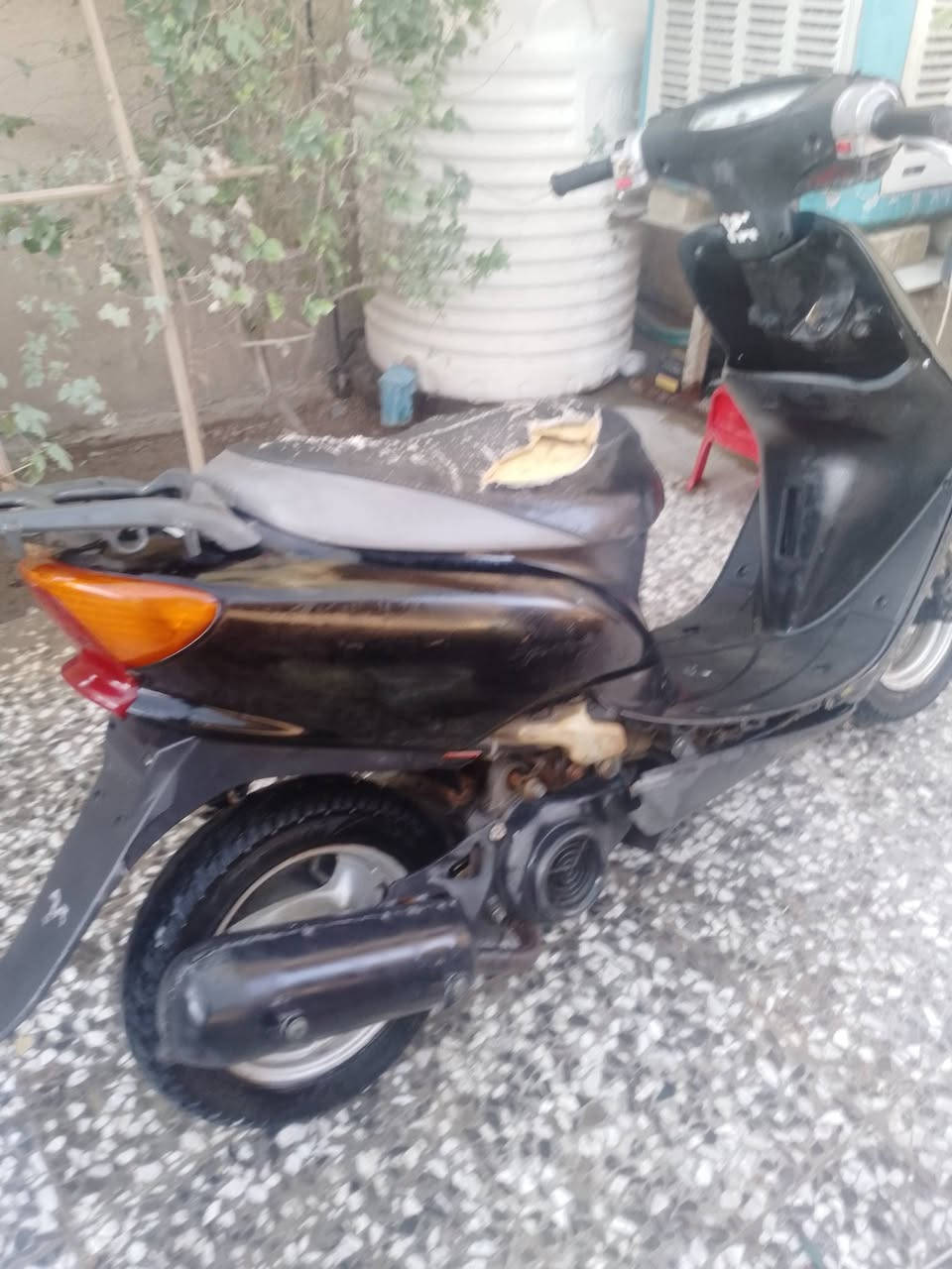 السلام عليكم اخوان دراجه عصفوريه ياباني سرعه 60شرط النعومه كفر بلاد شركه لايت هورن قفل جوزه قفل جنطه تايرات شرط جديد شاصي مكفول مشروط مكينه وكير للبيع مستعجل مكان كربلاء سعر 175 الشراي يراسلني يدلل ***********
