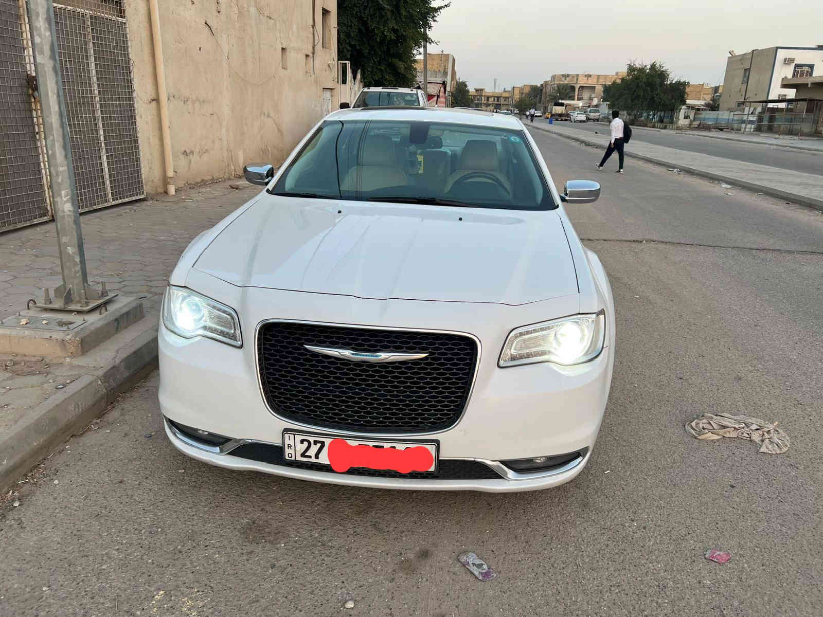 السلام عليكم كرايسلر اوباما موديل 23/15 فول مواصفات c سياره كفاله عامه جديده بمعنى الكلمه مكينه كير حداديه ترايها زيرو تخم تاير باتري جديد سياره ماشيه 77مايل حقيقي سياره استعمال شخصي ممشتغه بالخط او بالعافيه عالياخذها جاهزه للاخير منضومه زينون للايت
السعر 230 اوبيها مجال 
***********
اتصل اوتدلل
