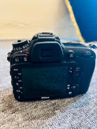 🔥 عرض مميز — لا يفوتك! 🔥 📸 Nikon D7100 للبيع بحالة ممتازة جداً  إذا تر...