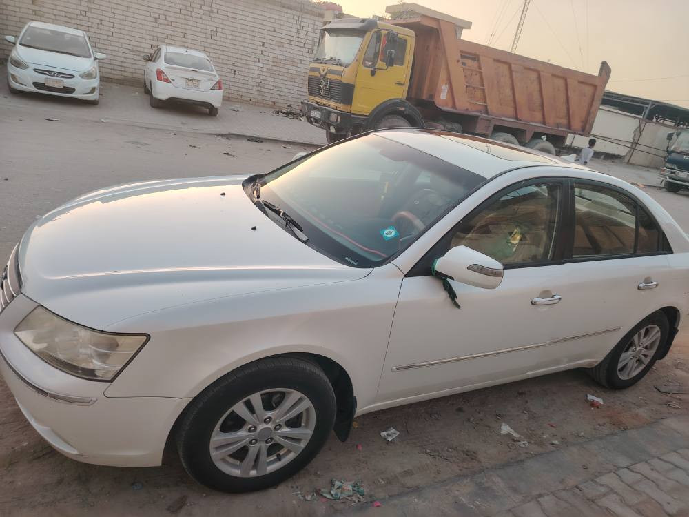 سوناته ٢٠١٠ فول عده تحكم ولبصمه
بيه صفحه وداخل قليل مكينه٢٤٠٠ بحاله جيده مكفول هوه والكير مكان السياره نجف رقم انكليزي بابل *********** النجف, العراق
