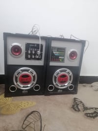 سماعات • ضرر صغير • بالكارتون