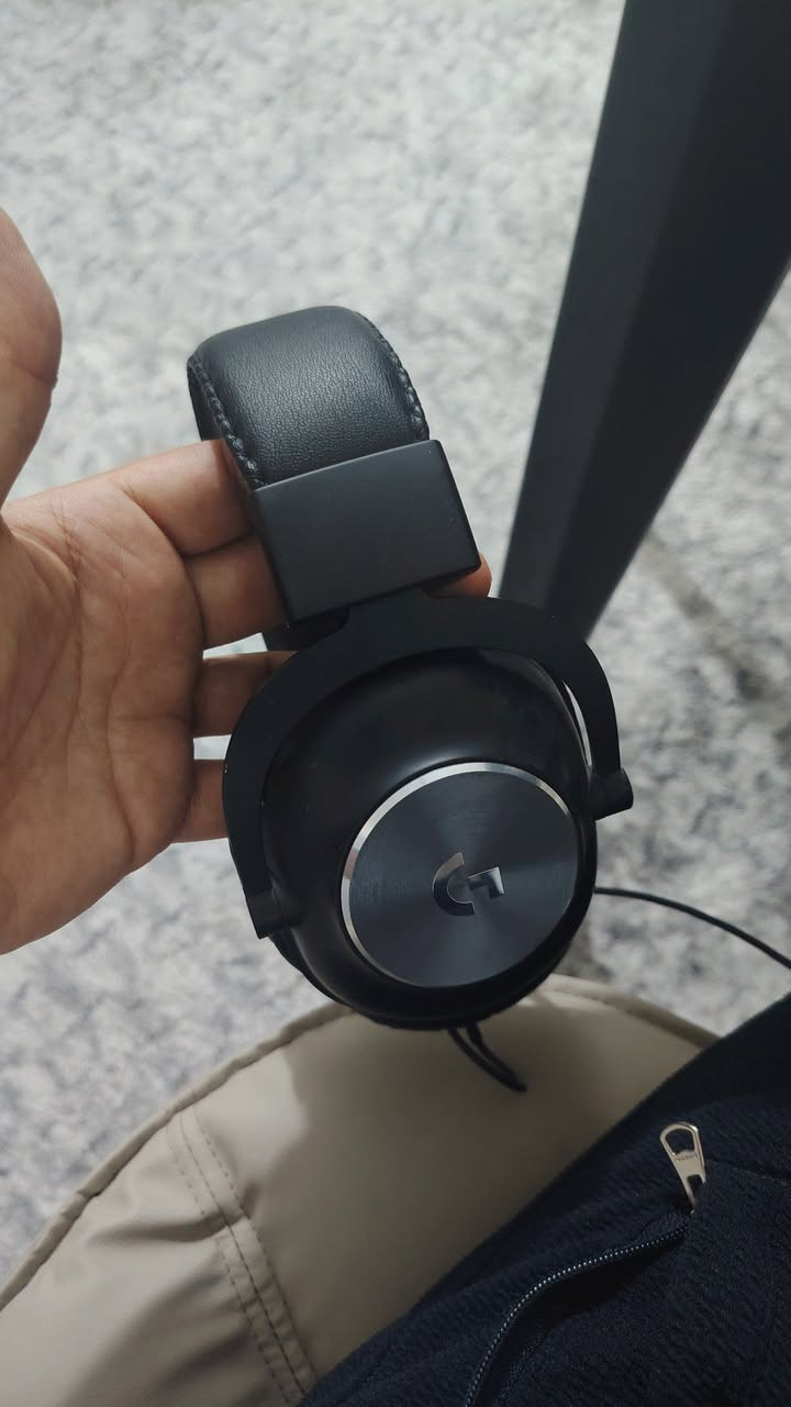 السلام عليكم 
 سماعة لوجتك برو اكس الكارتونة والملحقات ضايعين فقط واير منفذ 3.5
اعلى سعر ابيع


**إذا كنت صاحب هذا الإعلان وتريد حذفه لأي سبب، رجاءا أرسل رسالة إلى الدعم الفني**